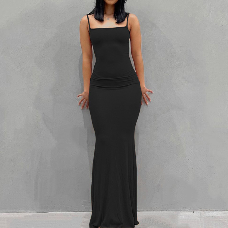 2026 SKS Womens Sexy Dresses European American Fashion Women's Dress Casual Slims Strap Dresses Pink Black Luxurys Slim Peach Hip Suspender Dress Long Banquet Skirt