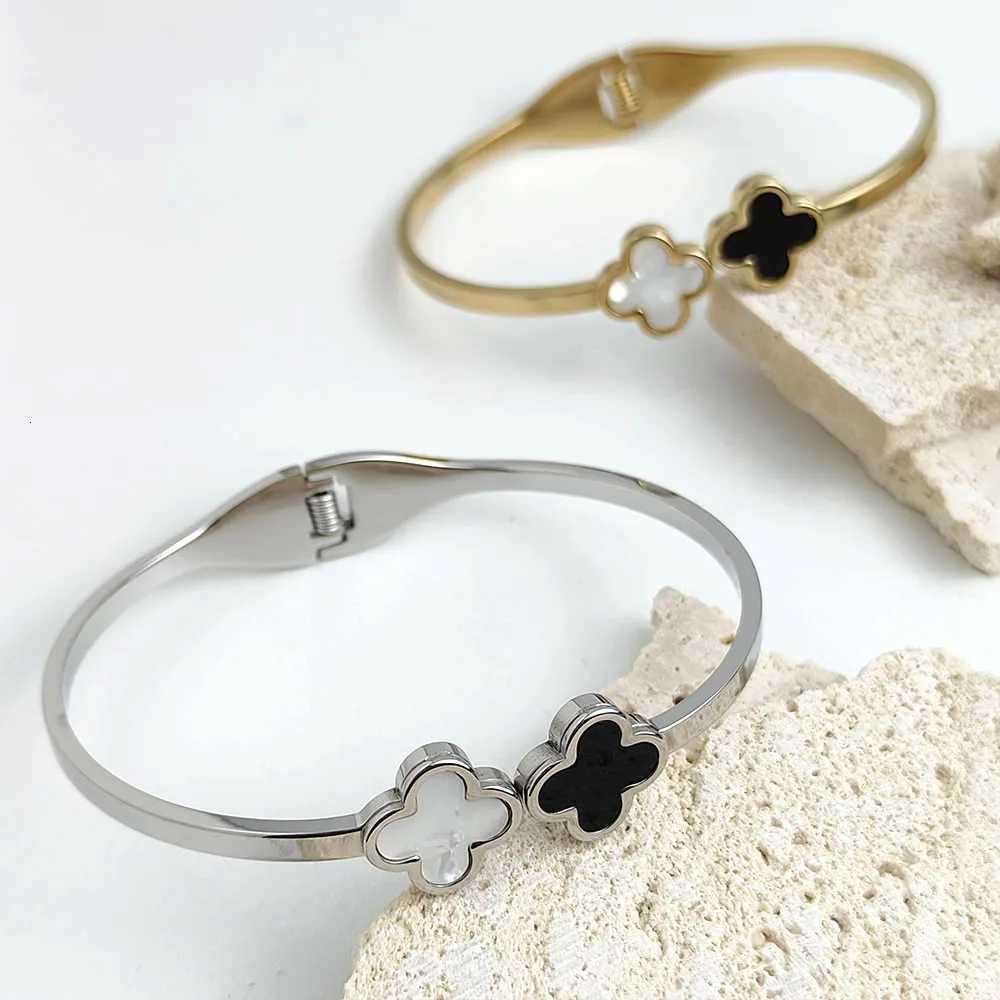 Rantic black and white flowershed white shell stainl steel 18K fem slim waist bracelet for casual wear S250912