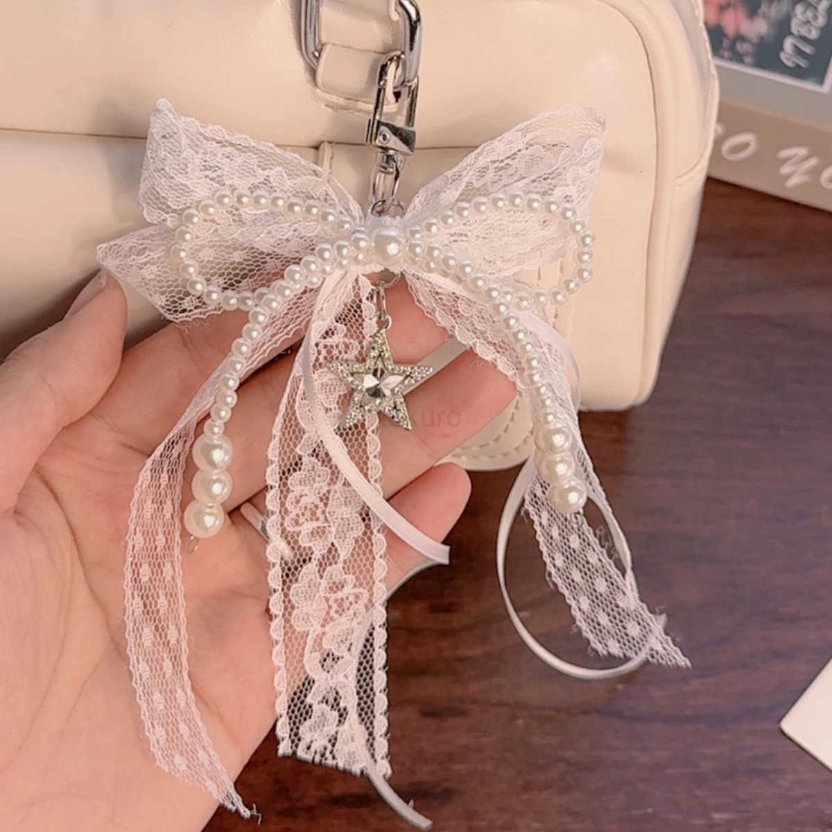Lace bow Keychain Hollow Red Ribbon Cherry Y2k Fashion Design Charm Delicate Backpack Key Chain Valentines Day Gift Accessories M250912