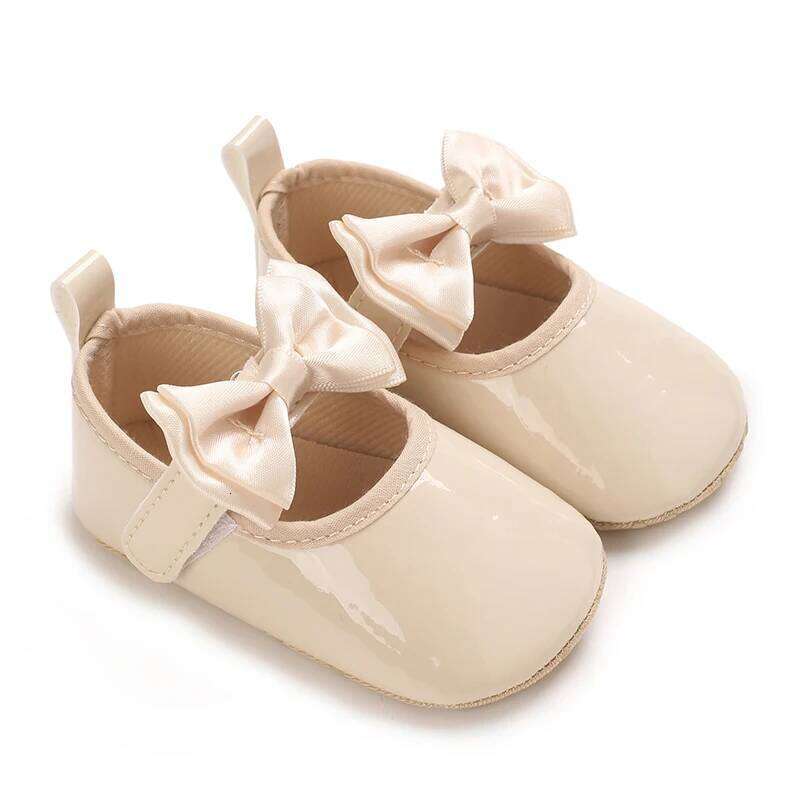 Spring and Autumn Baby Fashion Sweet Princess Versatile Comfortable Rubber Sole Anti slip Walking Shoes