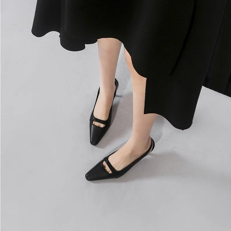 2025 Autumn New French Retro Thin Heel Bareback Low Heel Shoes Light Luxury Elegant Pointed Design Women's High Heels Designer Shoes