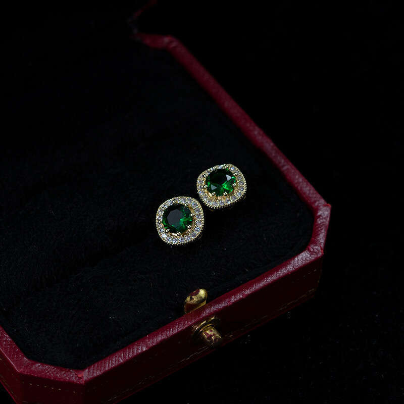 Green Square Dia Simple Basic Emerald Versatile Earrings 2022 New Trend Mosquito Coil Ear Clips for Women