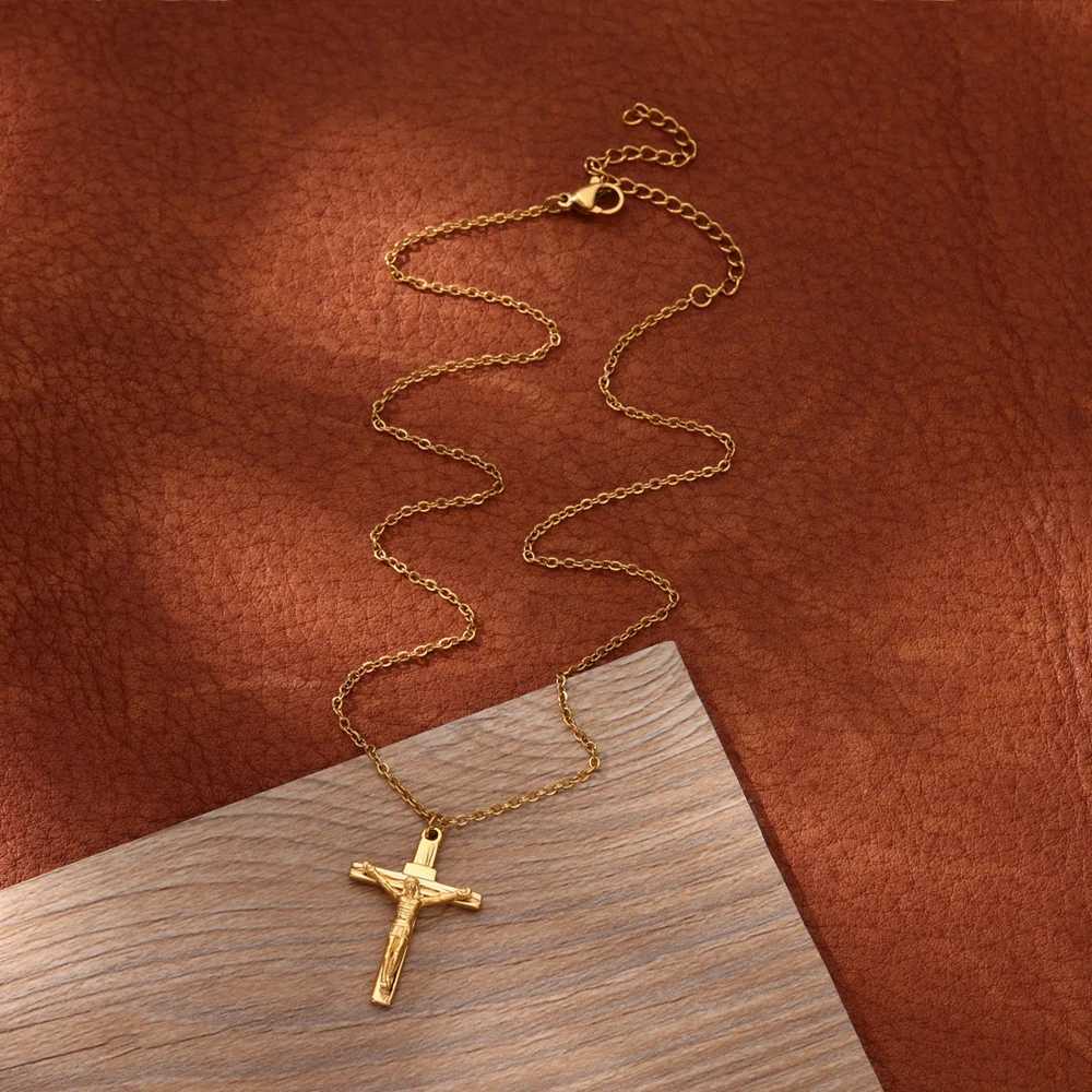 Stainl Steel Jesus Cross Necklace For Women Men Gold Color Caravaca Angels Crucifix Charm Choker Rper Jewelry Hip Hop GiftXJ250912