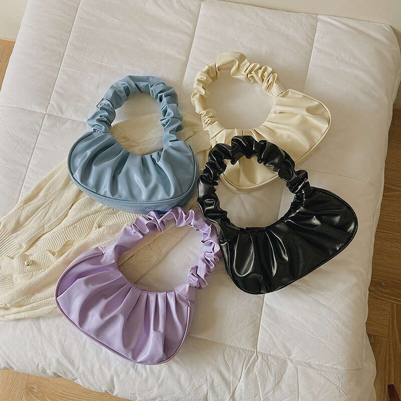 2025 New Korean Women's Single Shoulder Dumpling French Style Fashion Cloud Pleated Handbag Underarm Bag