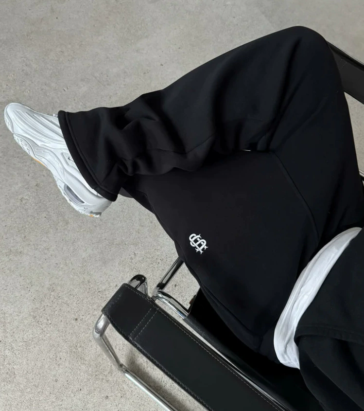 Y2K Men Jogger Loose Embroidered Wide Leg Pants Extra Outsize Pockets Fashionable Couple Straight Trousers Z260315