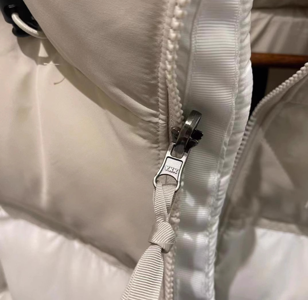 Street Classic Trendy Brand Bread Jacket Down Jacket Couple's High Cost Effective Warm Version Fluffy Gaga High White Duck Down Coat