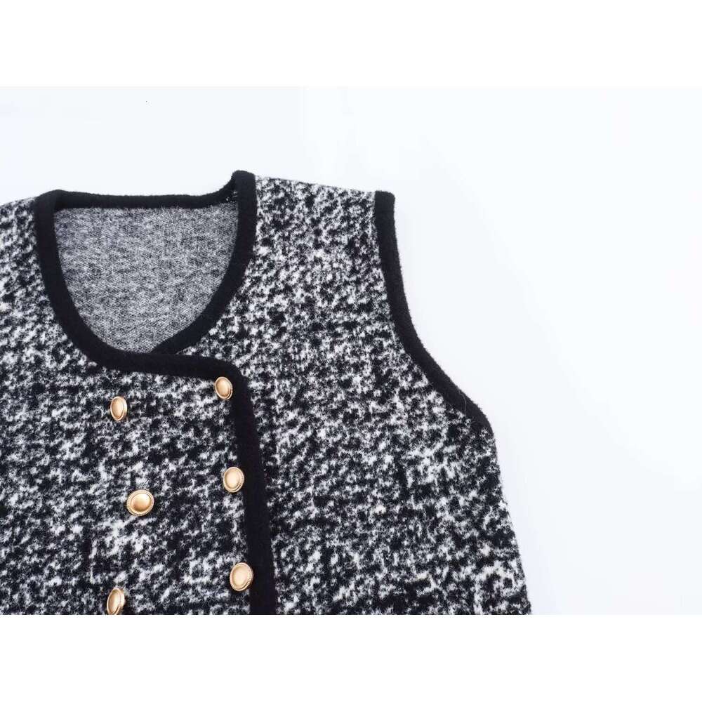 DHEssentials 2025 Summer New French Style Double-Breasted Black and White Checkered Round Neck Knitted Vest
