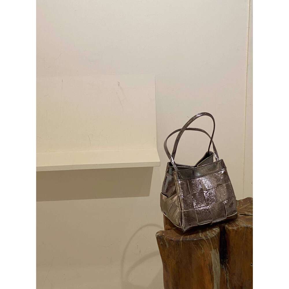 Designer Bag Tote Bag Shoulder Bag Top Layer Oil Wax Cowhide Small Square Genuine Leather Woven Handheld Basket Niche Design Crossbody Bag