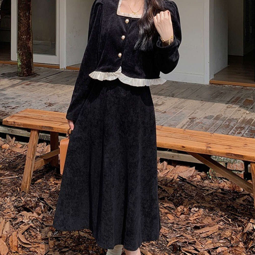 DHEssentials Two-Piece Set Corduroy Fleece-Lined Chanel-Style Ruffled Top Coat High-Waisted Skirt