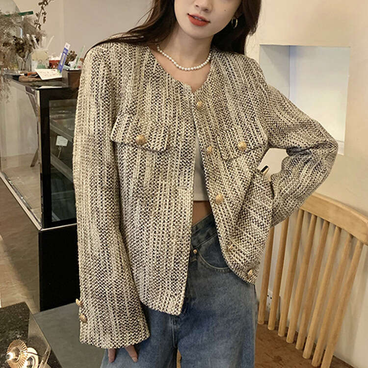 DHEssentials Short Long Sleeve Jacket for Women, Autumn Winter 2025 New High-end Design Stylish Ins Cardigan Top