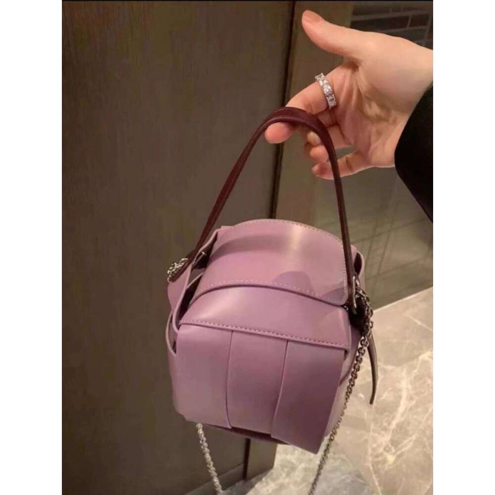 Designer Bag Tote Bag Shoulder Bag NNO Niche Design Ball INS Woven Handheld Shoulder Crossbody Purple Small Round Bag