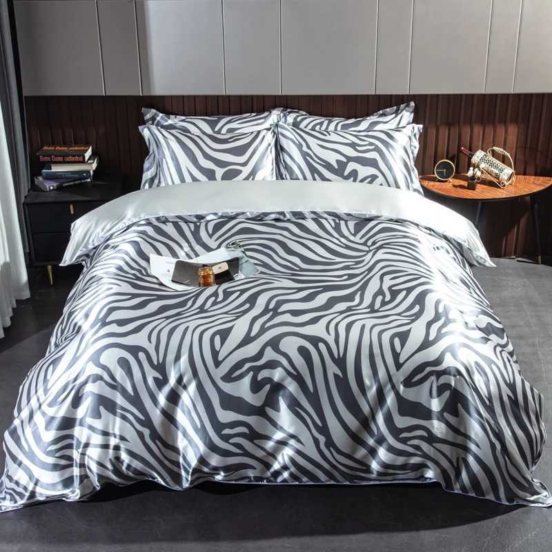 Luxury Blending Natural Mulberry Silk Bedding Set High End Satin Smooth Duvet Cover Set Double King Queen Size Bed Sheets Set C250912