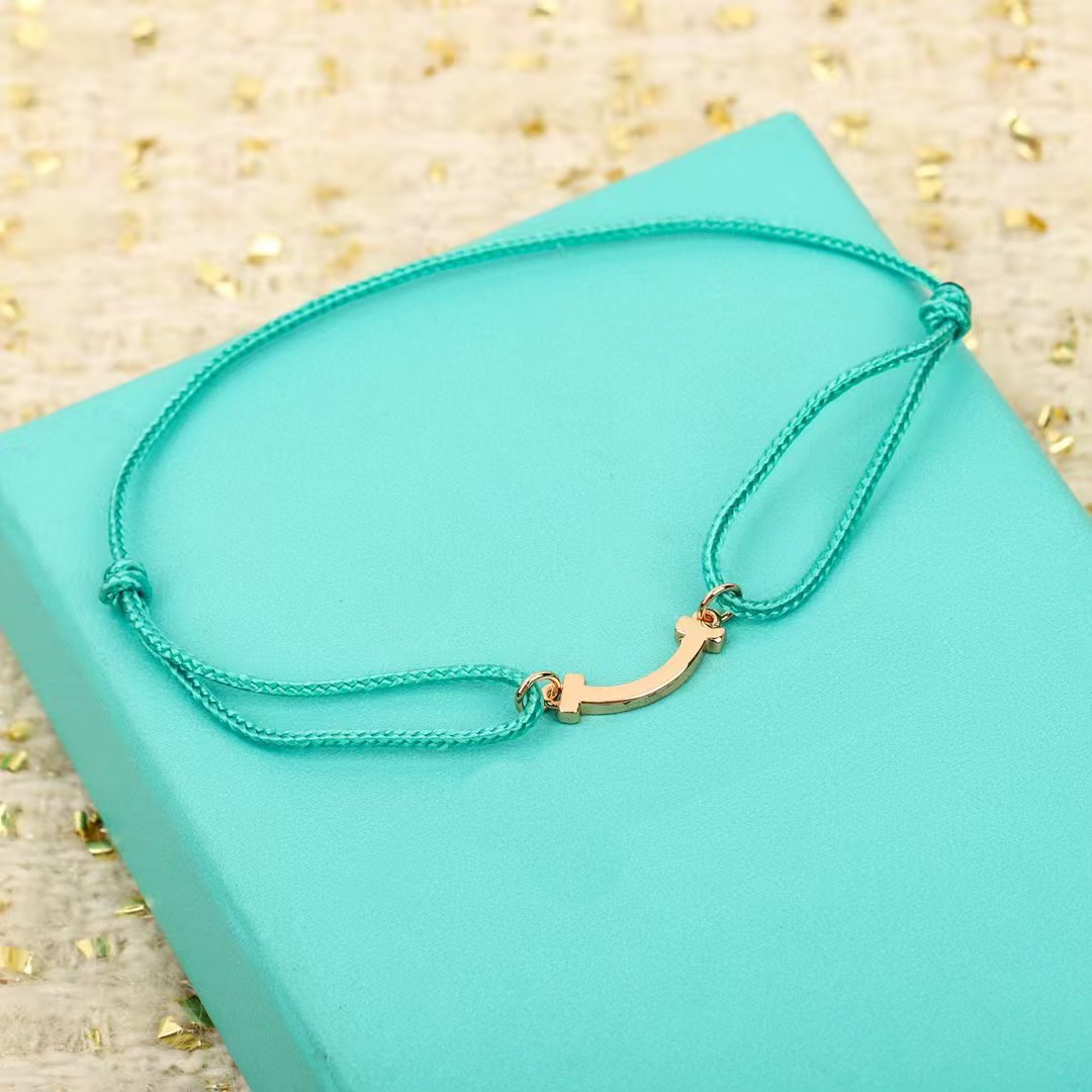 Bracelet designer bracelet ladies designer new OOTD outfit combination smiling bracelet simple luxury 18k gold plated diamonds fashion wedding party with box