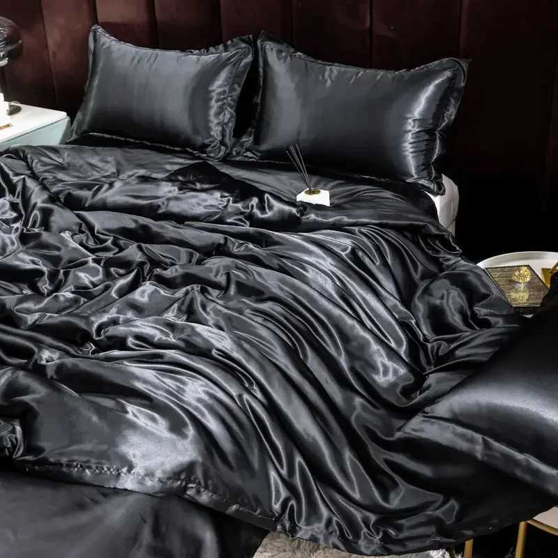 Nordic Satin Silk Bedding Set with Duvet Cover Bed Sheet Pillowcases Luxury Solid Single Double Couple Pillow Case Bedsheet C250912