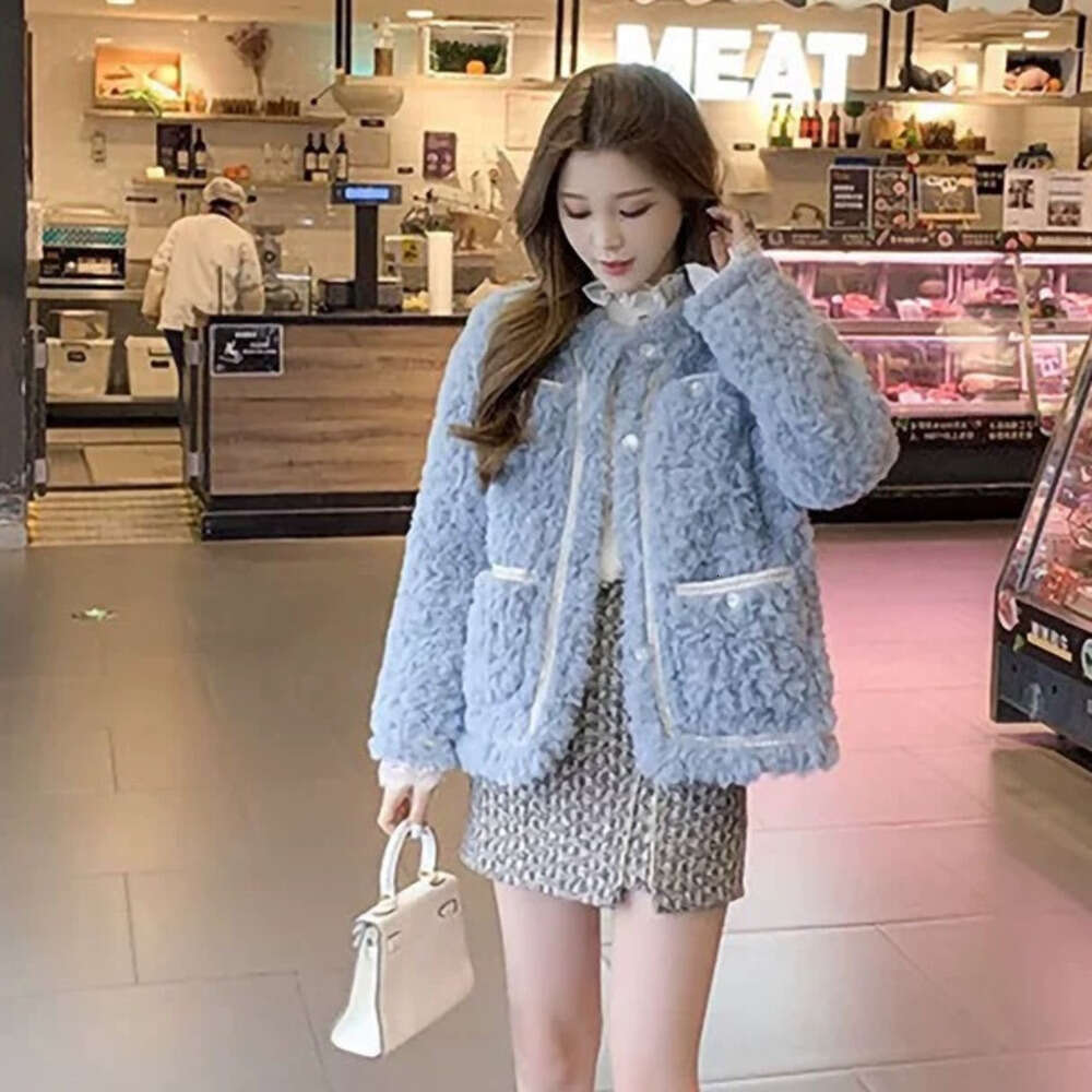 DHEssentials Faux Fur Chanel Style Lamb Wool for Women New Autumn Winter High-end Thick Loose Woolen Coat Ins Trend