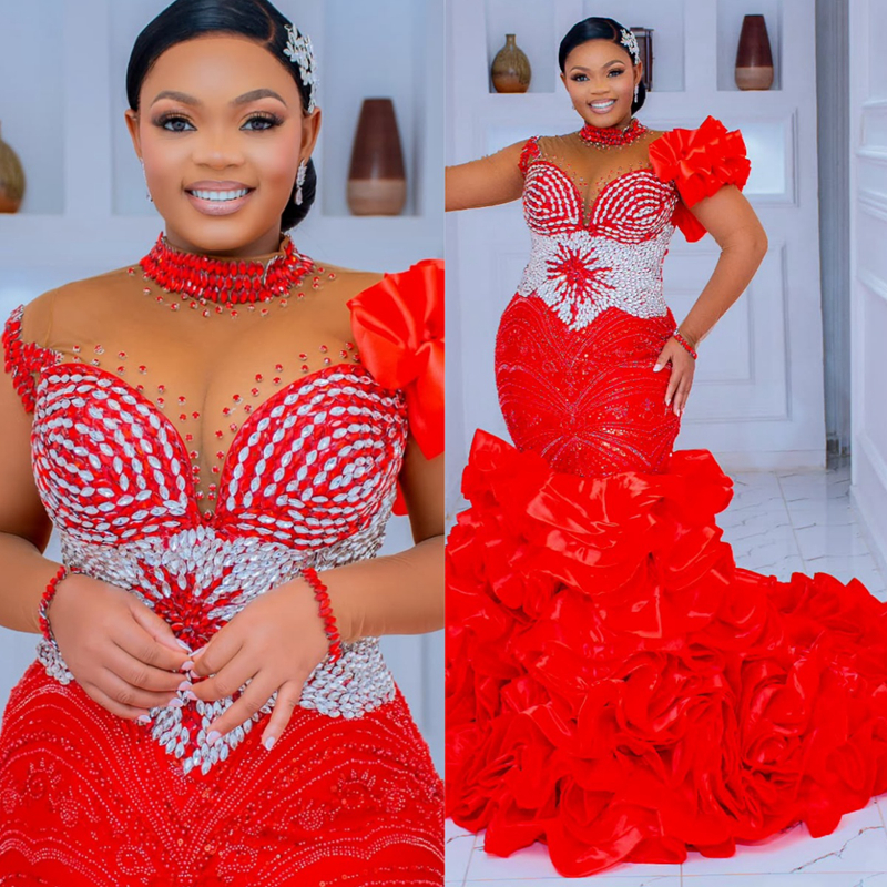 2025 Mermaid Plus Size Red Prom Dresses For Black Women Detachable Train Formal Gowns Beaded Lace High Neck Tiers Ruffles Birthday Second Reception Go