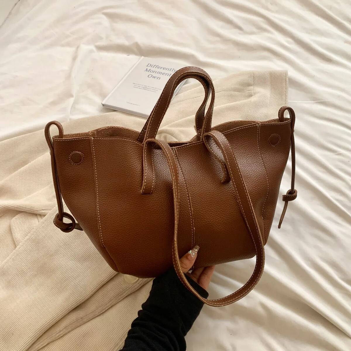 Large Capacity Leather Women s Commuting Bag Shopping Travel Bag Lychee Pattern Solid Color Simple Style Women s Shoulder Bag Versatile Handbag