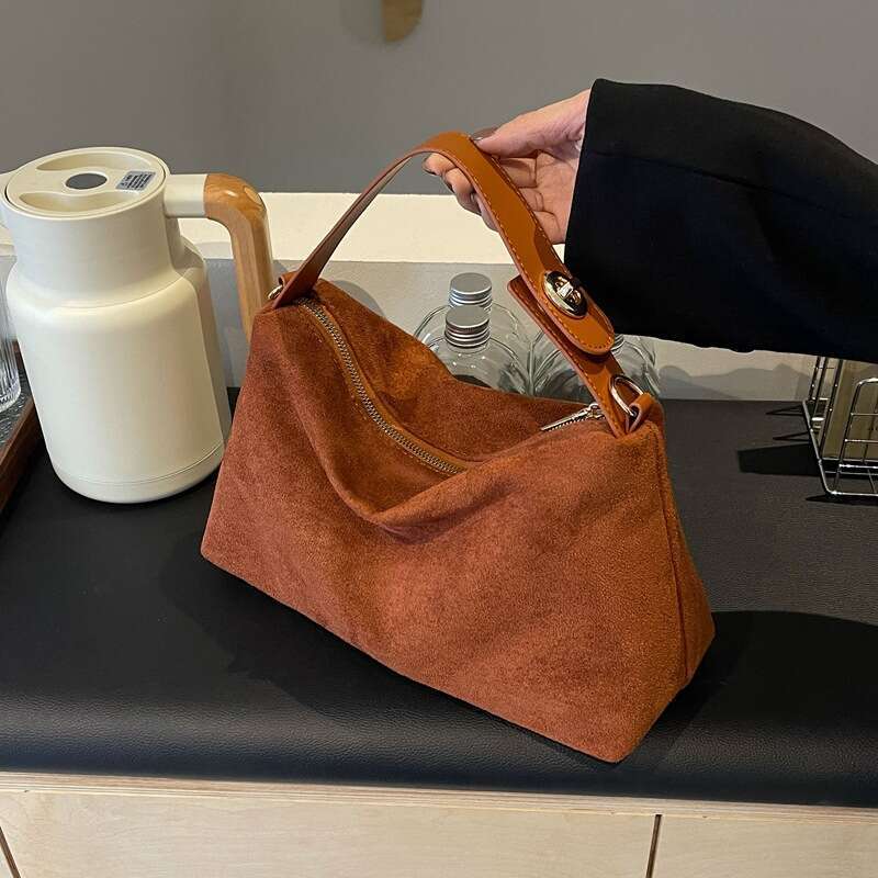 2025 New for Women Trendy Fashion Shoulder Underarm Large Capacity Versatile Commuter Pillow Bag