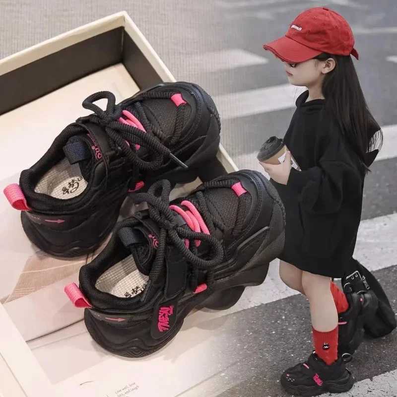 2024 Children Sneakers for Girls Autumn New Fashion Korean Style Soft Comfortable Casual Versatile Keep Warm Cotton Chic Shoes Y250912