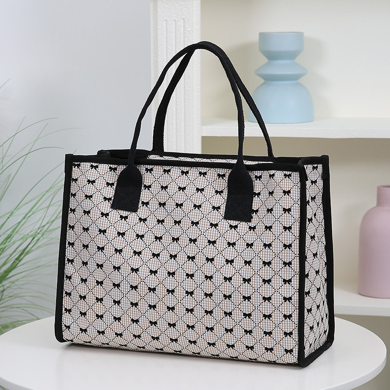 Embossed Handbag Free Shipping Designer Bag Luxury Bag Spotted Shopping Bag Thickened Handbag