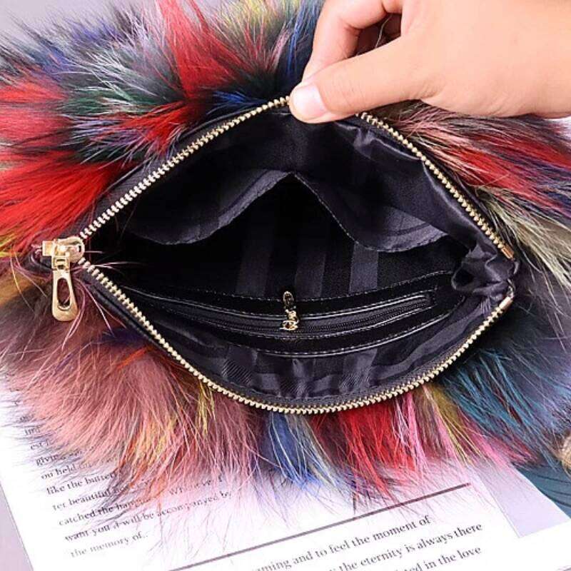 Designer Bags Crossbody Bags For Women Trend Fashion Fluffy Fox Fur Chain Shoulder Bag New In High Grade Elegant Exquisite Handbag Luxury Bag