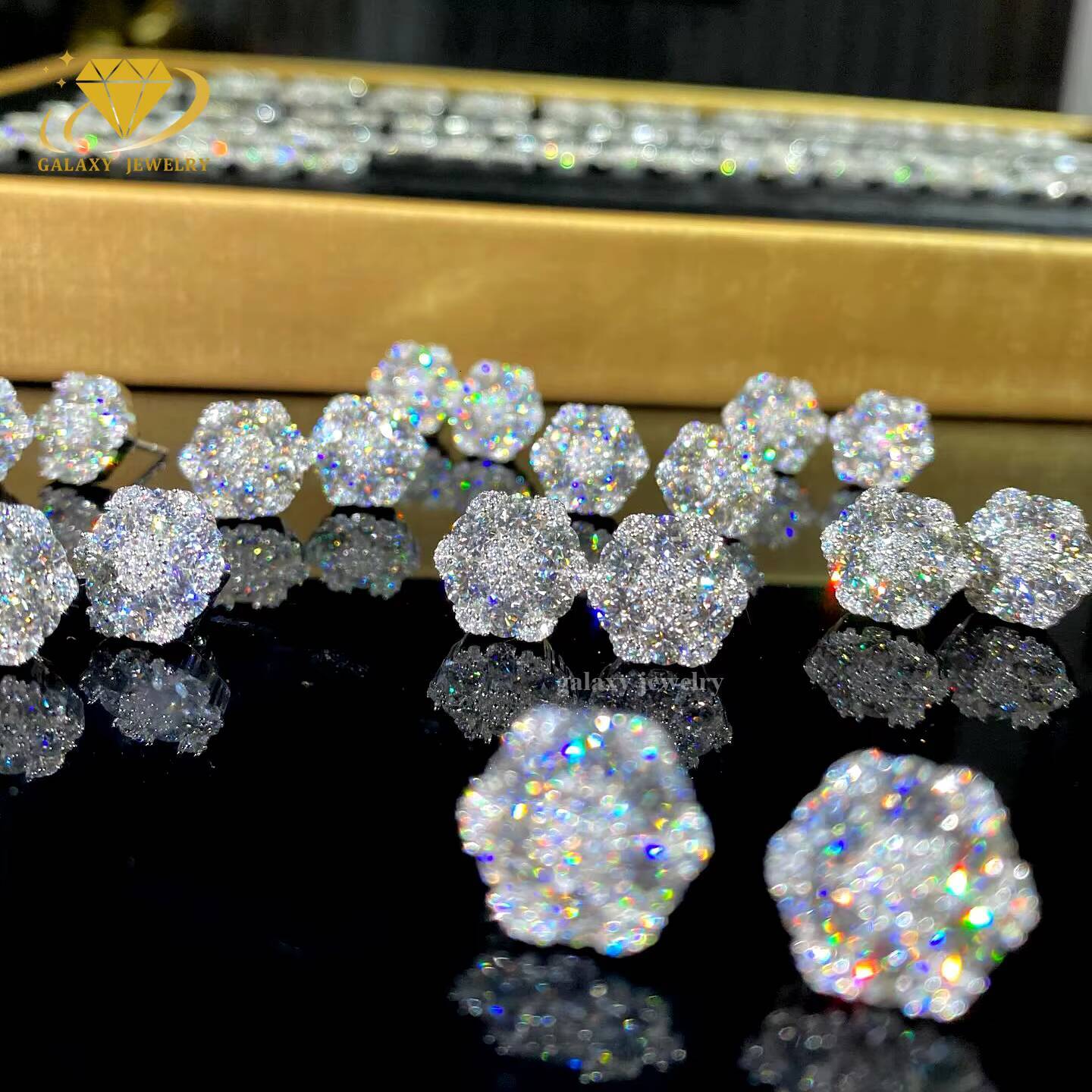 Hot Sale Fine Jewelry Nature Flower Shaped Iced Out Design 925 Silver Romance Women Elegance Moissanite Stud Earrings