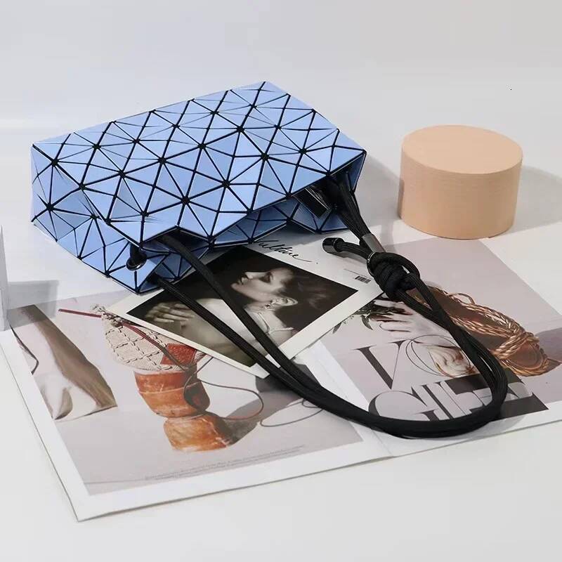 Luxury Vintage Letter Logo Clutch Bag Minimalist Crossbody Tote Designer Leather Purse For Casual Stylish Women Shopper