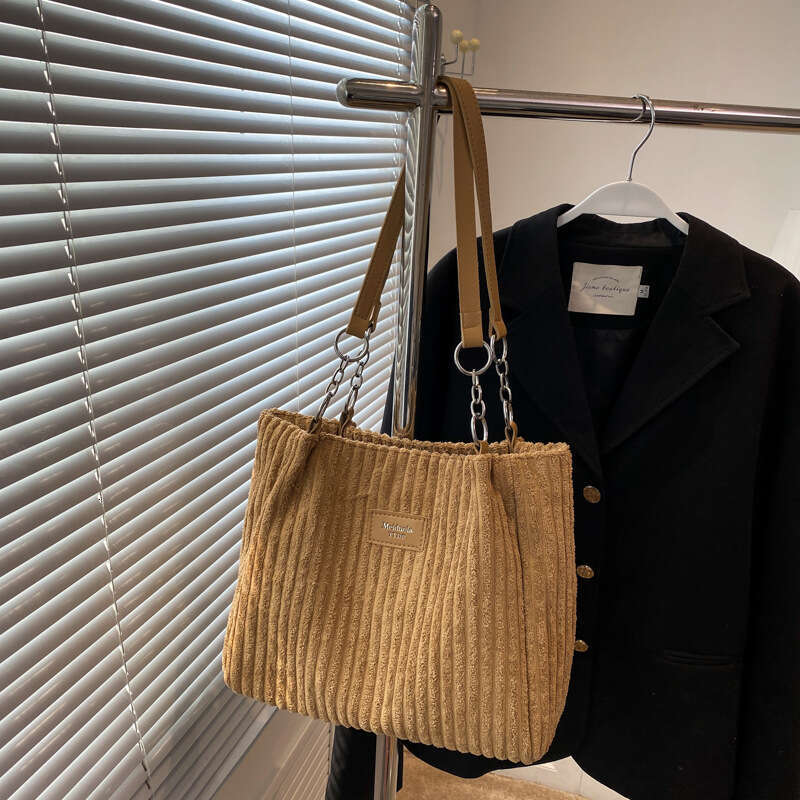 Autumn Winter Large Capacity Corduroy 2025 New Women's Casual Stylish Versatile Shoulder Commuter Tote Bag