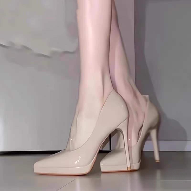 2025 autumn new women's high-heeled shoes niche design elegant fashion patent leather ceremony fine high-heeled shoes designer shoes