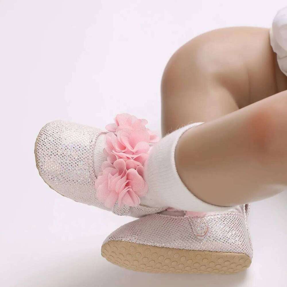 "Spring/Autumn Baby Walkers 0-18M - Floral Princess Shoes | Breathable Moc Design"