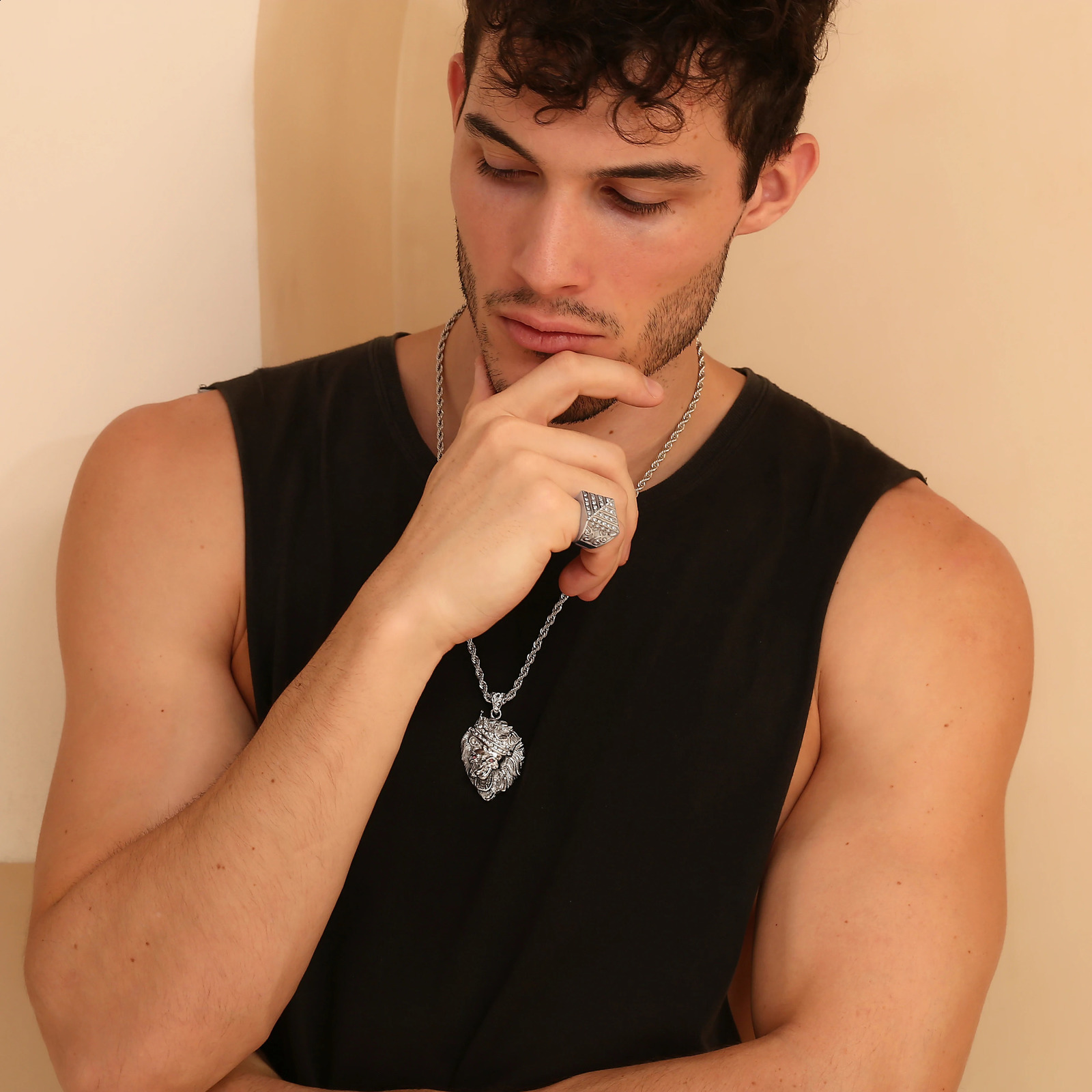 MamacitaSlay In Vintage Four Story Pyramid Vine Waterproof Men Ring Stainless Steel Jewelry Man Accessories Gifts250912