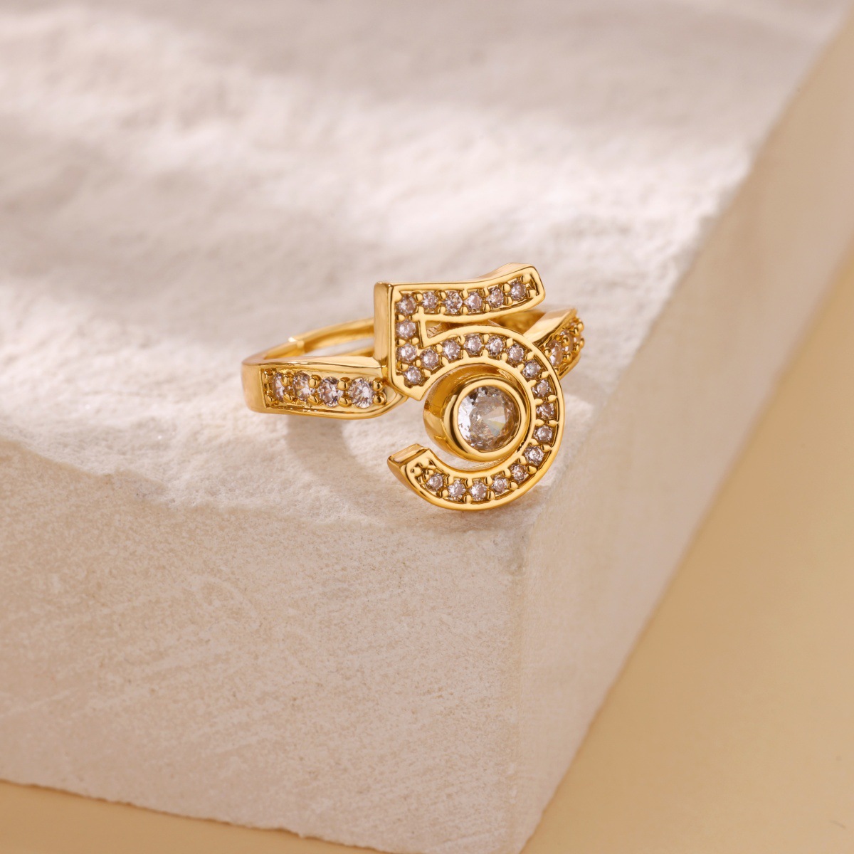 Elegant Adjustable Couple's Rings Featuring Miniature Zircons