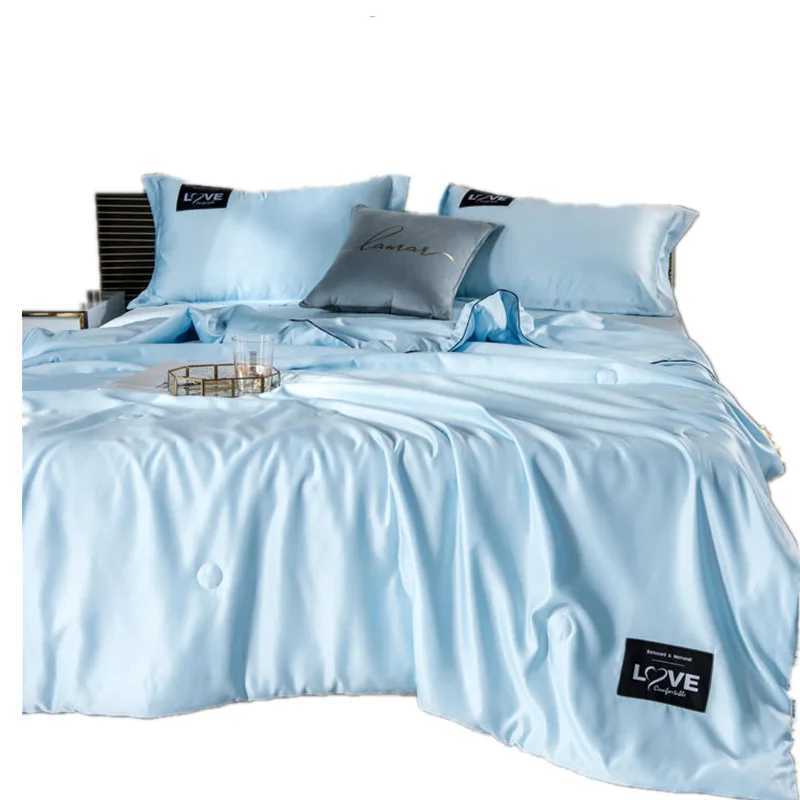 Luxury Emulation Silk Quilted Quilt Satin Pink Adults Child Spring Summer Quilts High Quality Soft Smooth Cool Blanket Comforter C250912