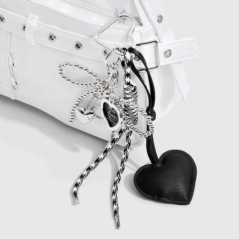 Luxury Charm Tassel Love Heart Pendant Handmade Creative Bowknot Keychain Cute Glossy Pendant Keychain Bag Accessories M250912