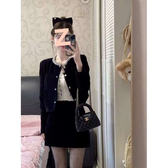 DHEssentials Two-Piece Set 2025 Autumn New High-End Hepburn Style Elegant Short Jacket High-Waisted Skirt for Women