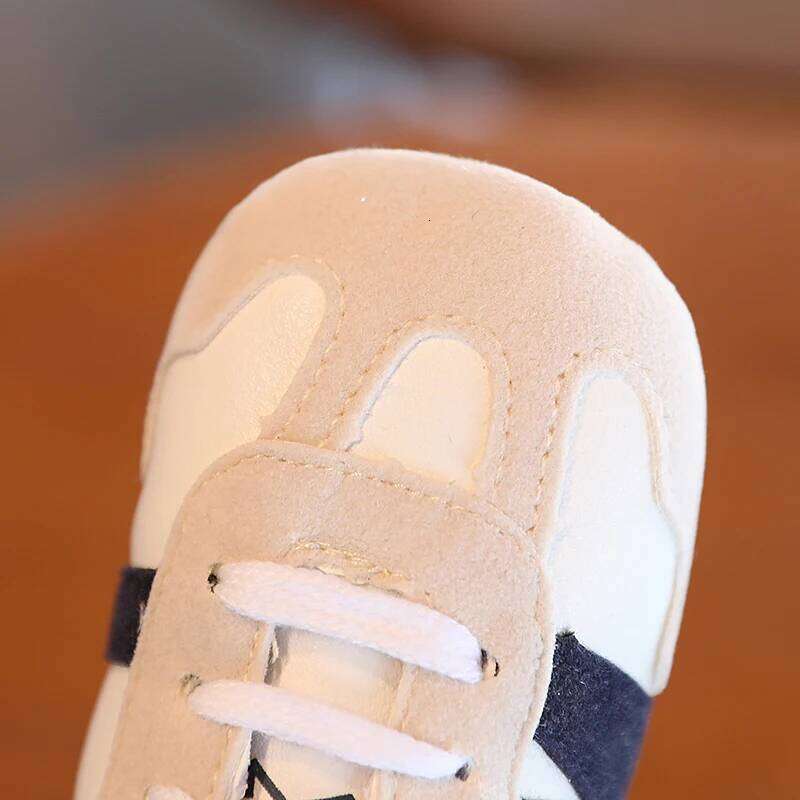 0-18 Months Newborn Classic Sneakers Letters Splicing Casual Shoe Anti-slip Hundred Walking Boys Girls Baby Shoes