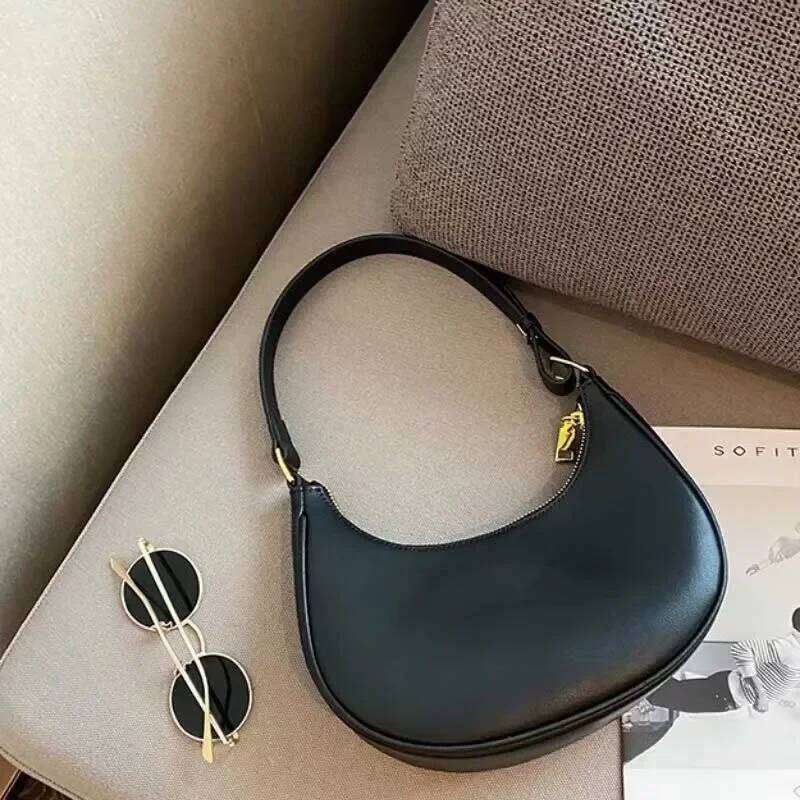 Women Designer Clutch Handbags Solid Color Leather Underarm Shoulder Bag Casual Female Shopper Tote Hobos Bags
