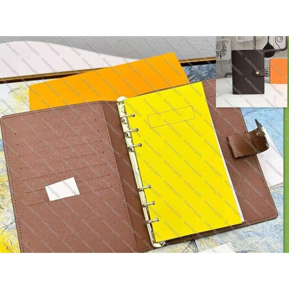 2023 Designer Agenda Large Desk agenda Cover Holders Business Notebook Diary Protective Case Card Holder Wallets Desktop Designers Notepad unisex Size 14cm*18cm