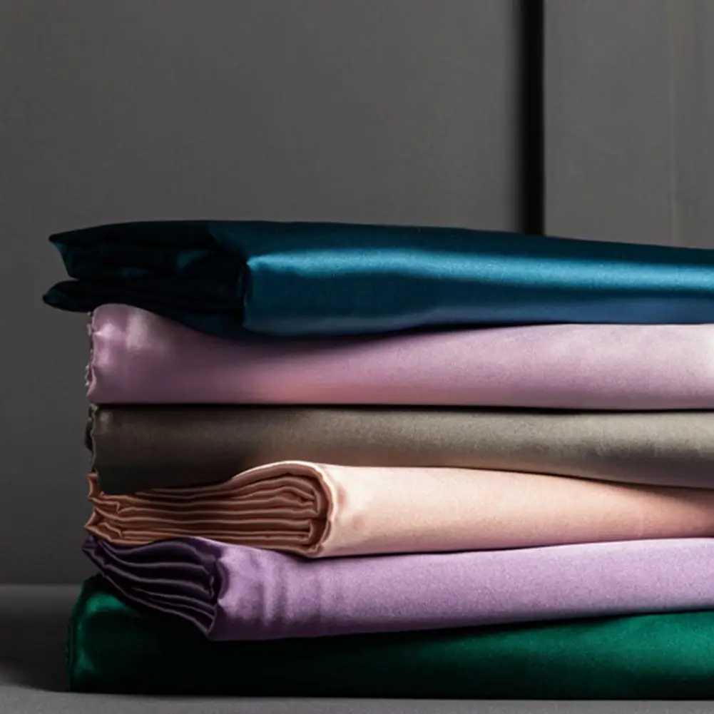 Glossy Satin Silk Bed Sheet With 2 Pillowcase TwinFullQueenTop Sheets Solid Color Flat Bed Sheets Smooth Bed Sheet Sets C250912