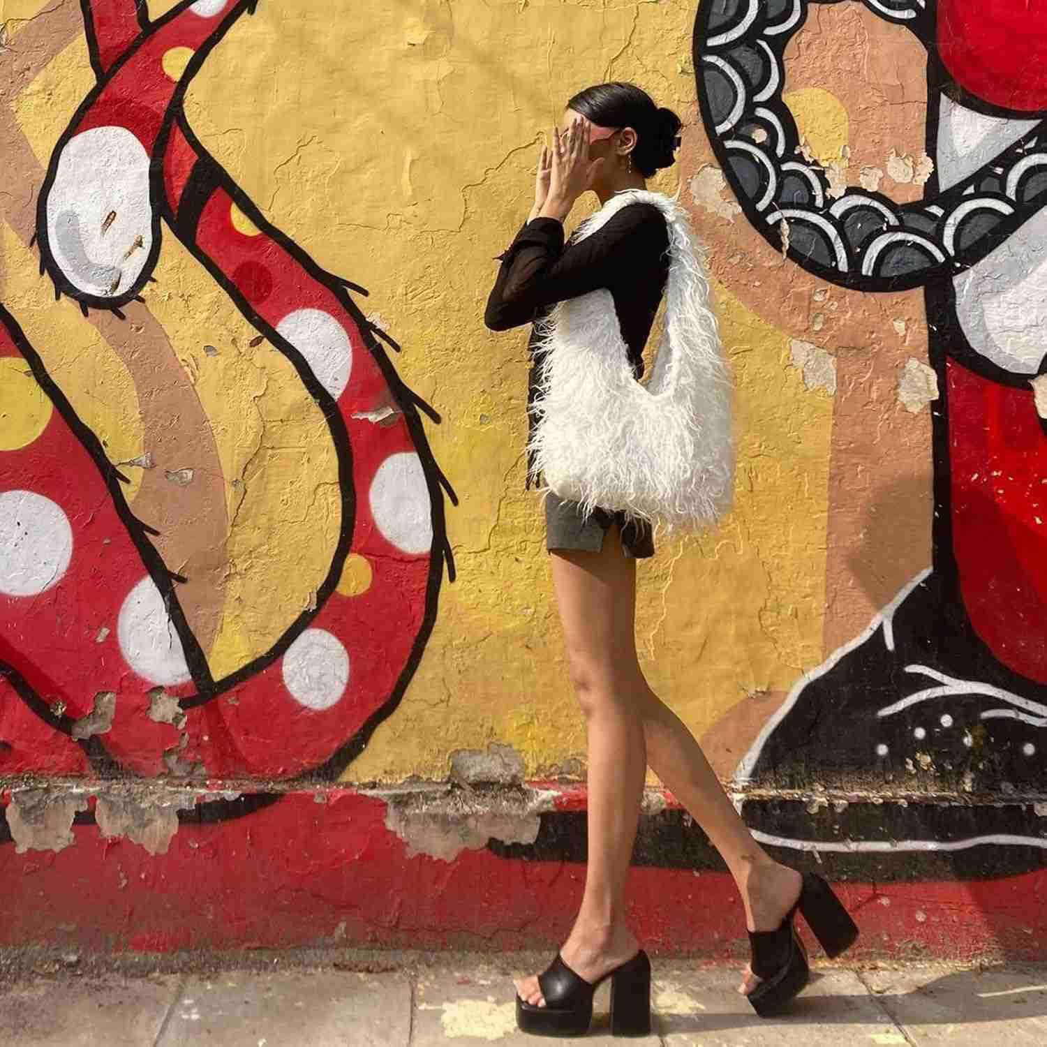 Women Faux Fur Tote Bag Fluffy Plush Shoulder Bags Soft Casual Hobo Bag Big Capacity Shopping Bag M250912