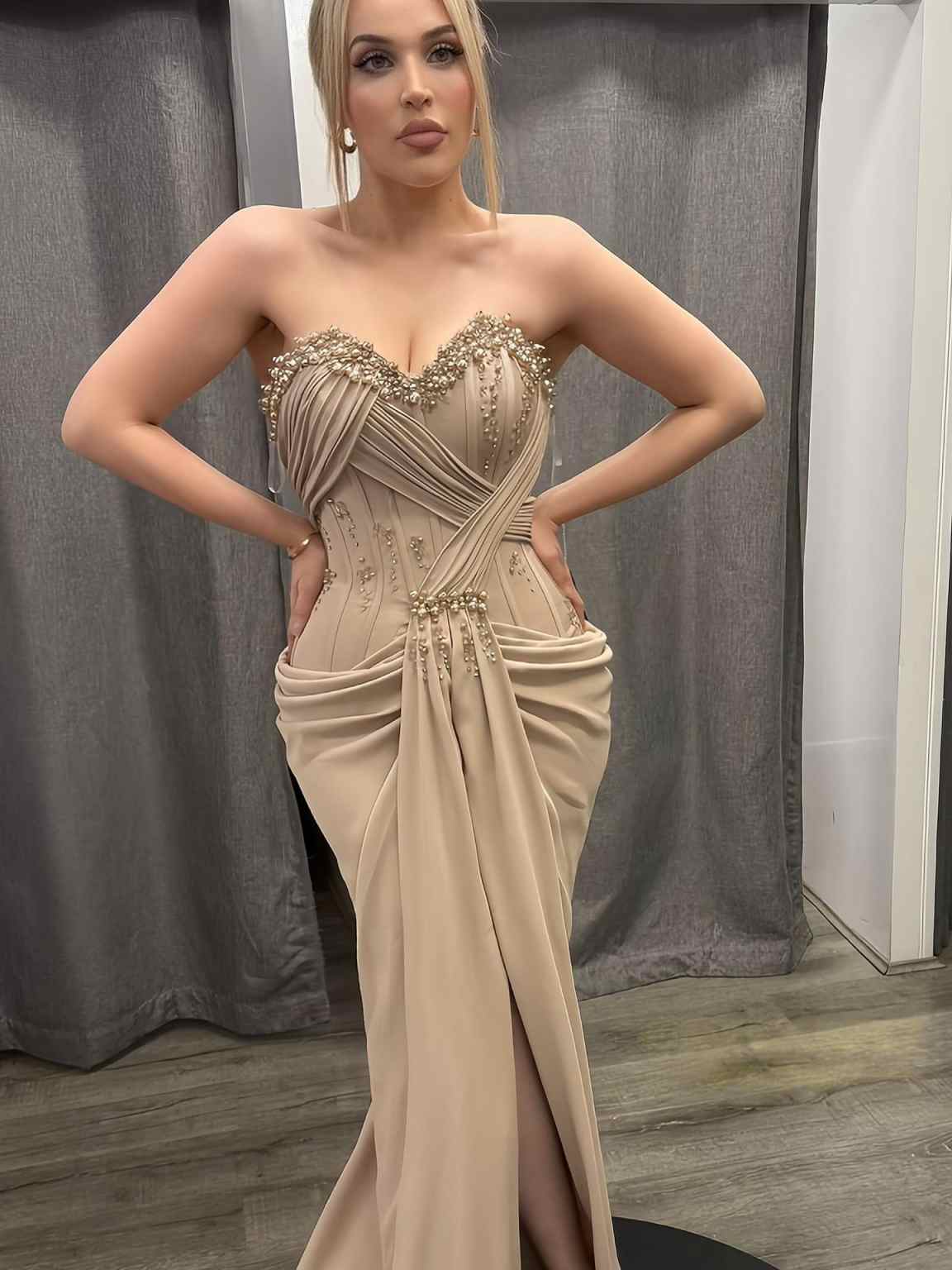 Unique Mermaid Evening Dress Strapless Pearls Beaded Prom Gowns Pleats Sleeveless High Splits Party Dresses Customized