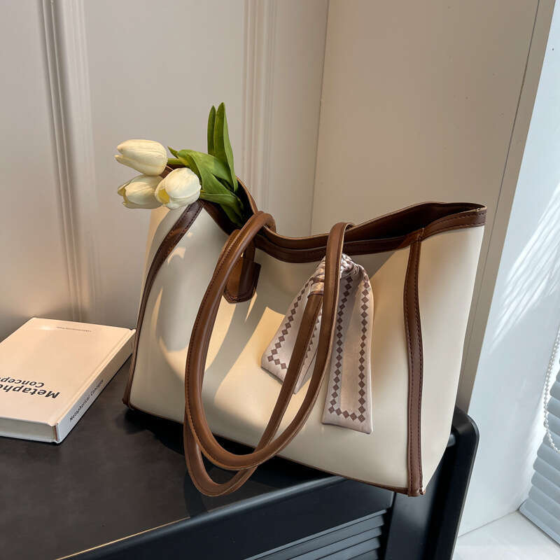 Large Capacity for Women 2025 New High-Quality Texture Commuter Tote Fashion Versatile Shoulder Shopping Bag