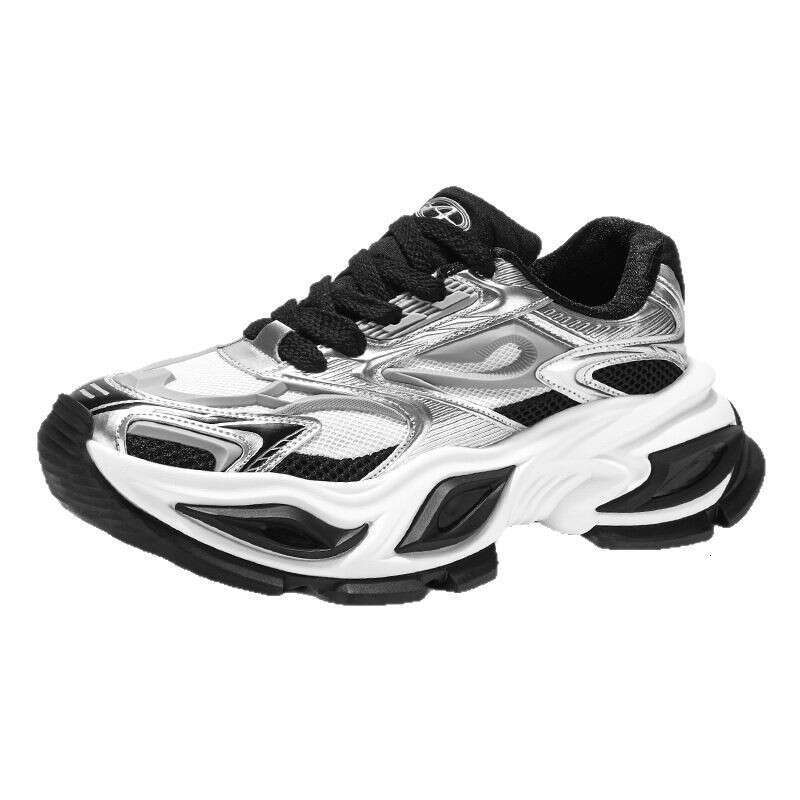 Light Luxury Designer Style 2025 Summer Mesh Breathable Sneakers Outdoor Dad Student Trendy Vintage Work Shoes