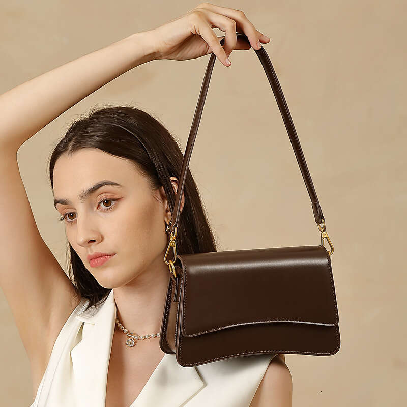 New Versatile Single Shoulder Crossbody Cowhide High-Quality Niche Baguette High-End Underarm Women's Bag B5