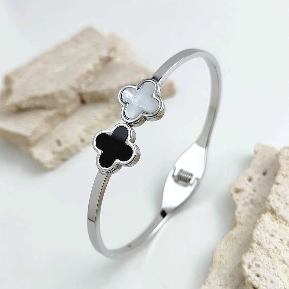 Rantic black and white flowershed white shell stainl steel 18K fem slim waist bracelet for casual wear S250912
