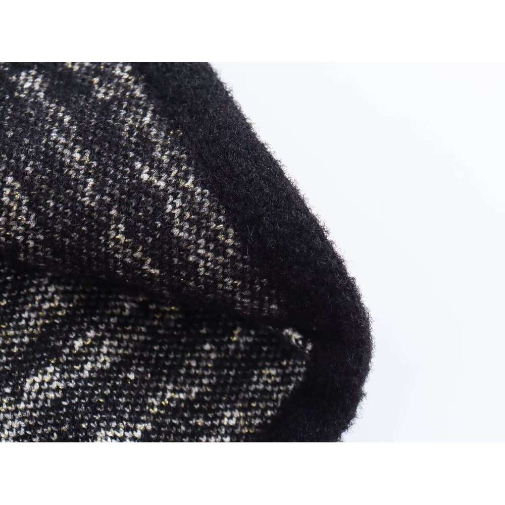 DHEssentials 2025 Autumn New French Style Chanel-inspired Gold Thread V-neck Wave Pattern Knitted Trim Sweater Jacket