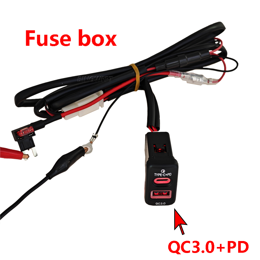 1PC Car Charger Fast Charger Type-C PD USB QC3.0 Socket Power Adapter Suitable For Old Toyota