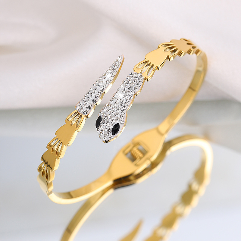 Fashionable No-Fade Gold Plated Serpent Accented Jewelry Accessory Stylish Womens Wrist Ornament Women's Designer Snake Ring Bangle Christmas Gif