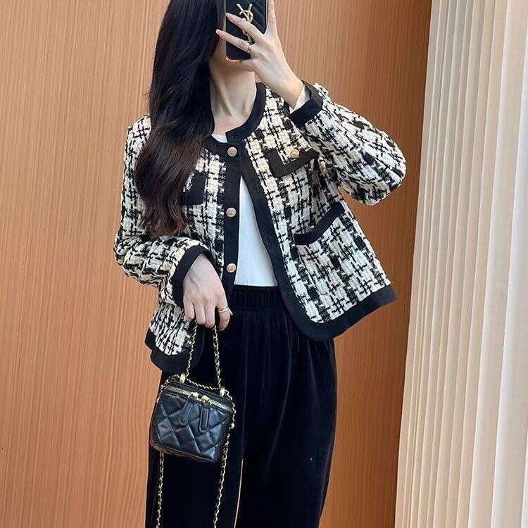 DHEssentials 2024 Autumn Winter New Korean Casual Elegant Socialite Goddess Style Houndstooth Short Jacket for Women