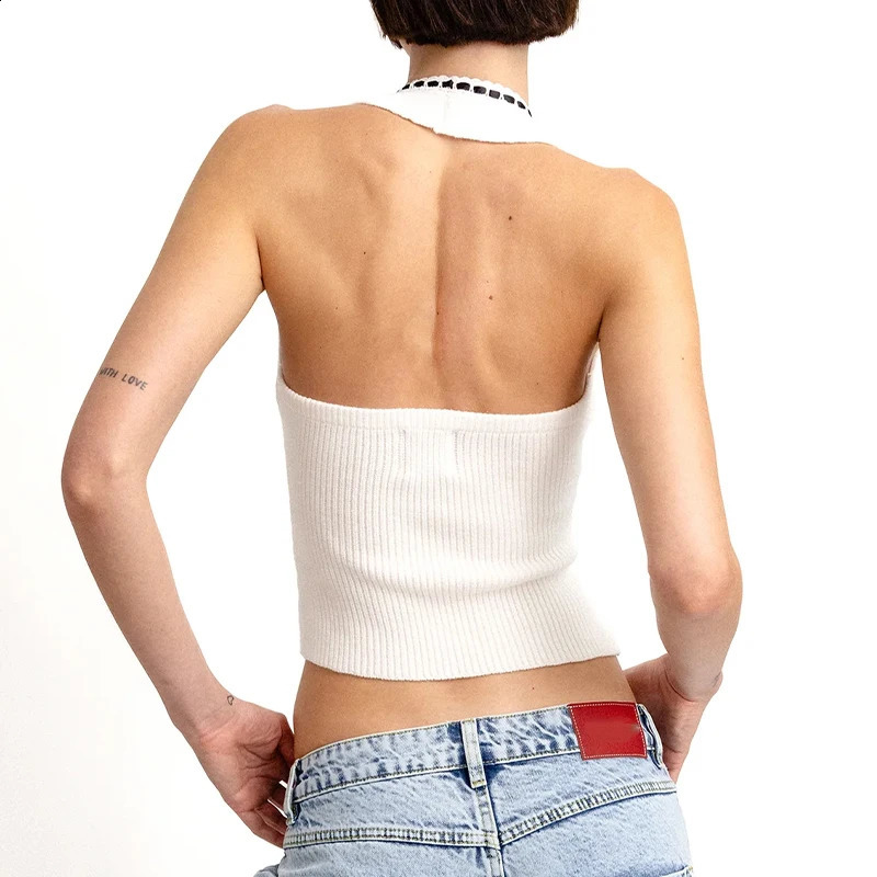 Sweet Tank Top White Knit Deep V Neck Sexy 2025 Summer Ladies Soft Slim Crop Tops Female Off Shoulder Vintage Solid Vest 250912